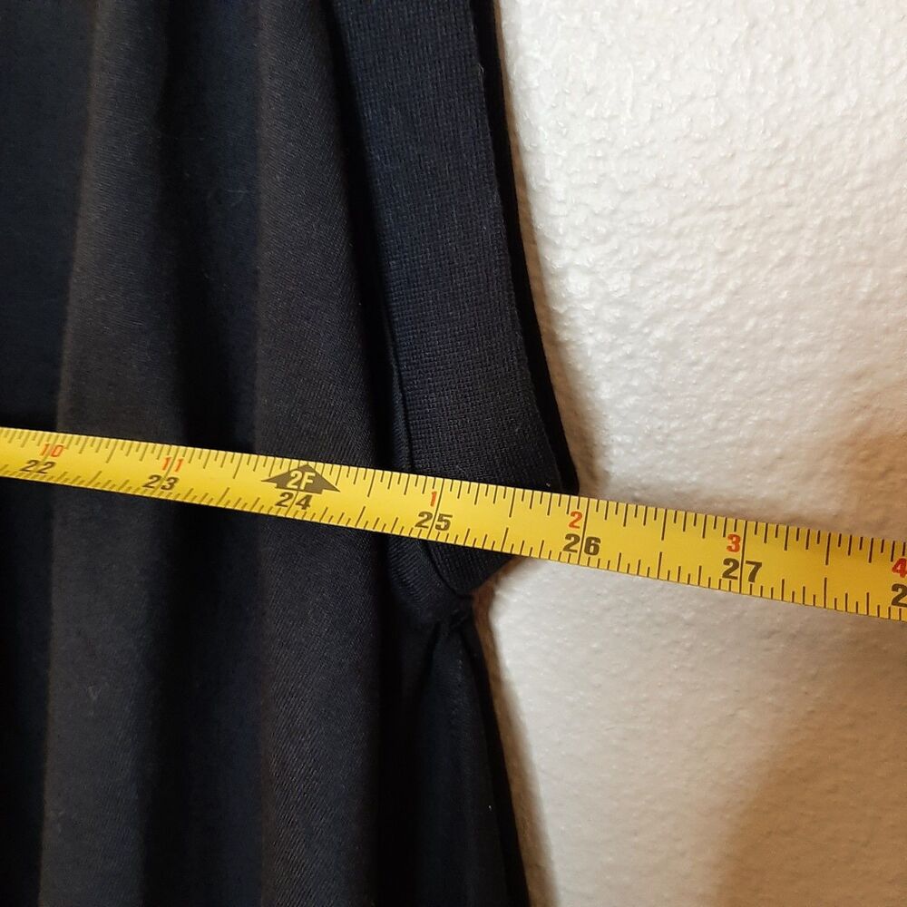 NEW Adidas HYKE Tank Top Black Gold Women Size M No Sleeve Tee Flare Sides - Picture 4 of 12